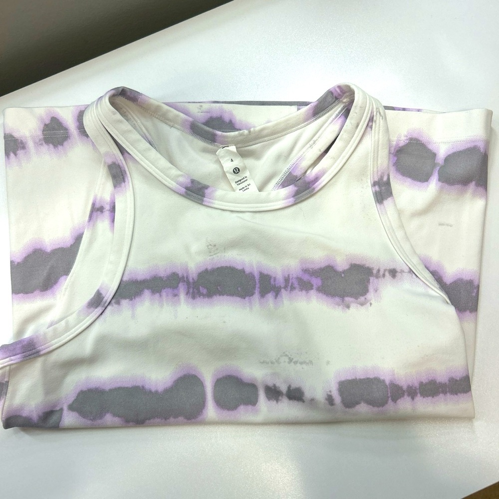 Lululemon tank top